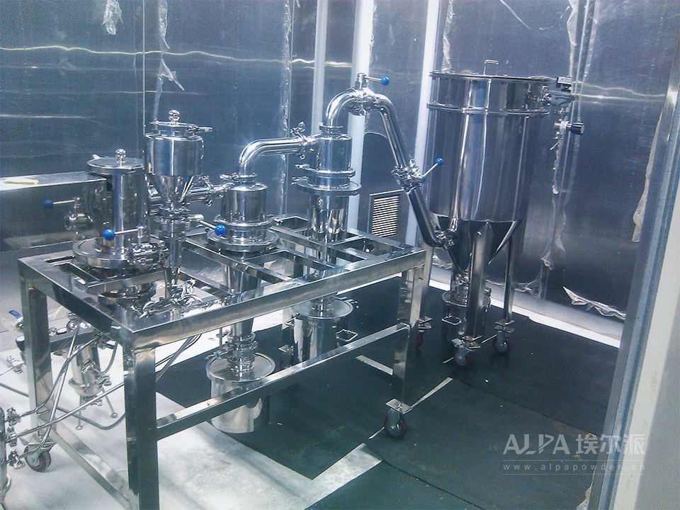 實(shí)驗(yàn)室三合一<a href=http://taishancapital.cn/chanpin/27.html target=_blank class=infotextkey>氣流粉碎機(jī)</a>